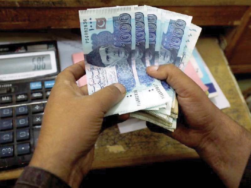 Rupee remains stable