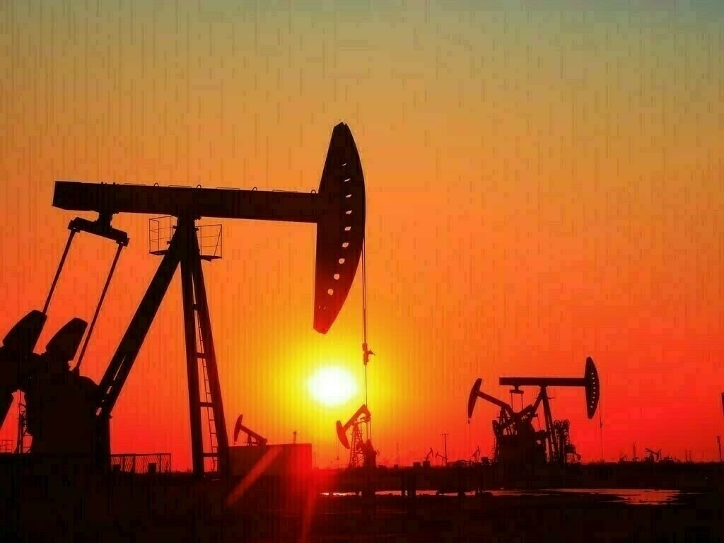 Iran says oil sales to China will continue