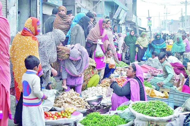 Vegetable, fruit prices jump in Rawalpindi, tomatoes hit record Rs600