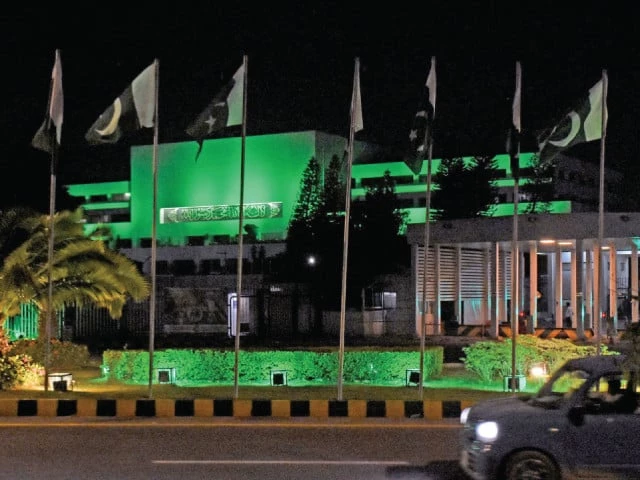 Nation rallies behind forces on Marka-e-Haq first anniversary
