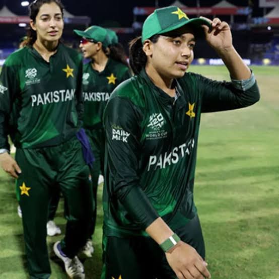 Pakistan miss out on Asian Games women's cricket final as Athapaththu blitz takes Sri Lanka through